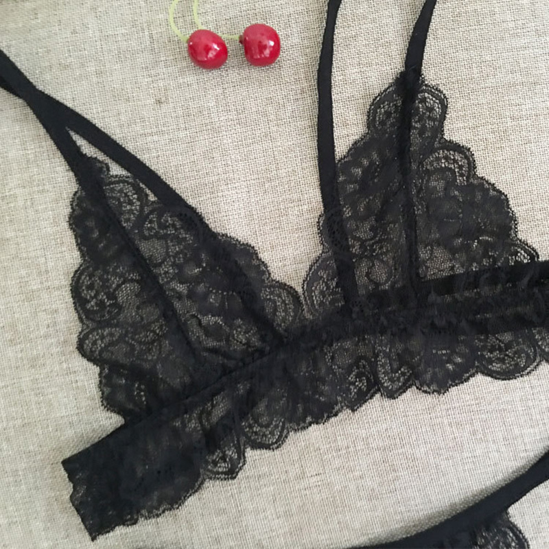 Sexy Appliques Lace Bralette Bra and Thongs Lingerie Set